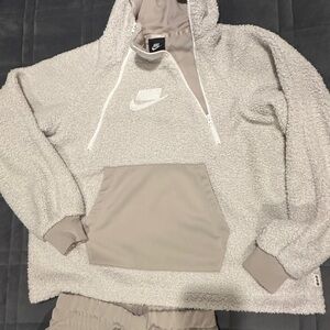 Nike Off-White Sherpa Pullover and joggers -Mixed sizes S/M